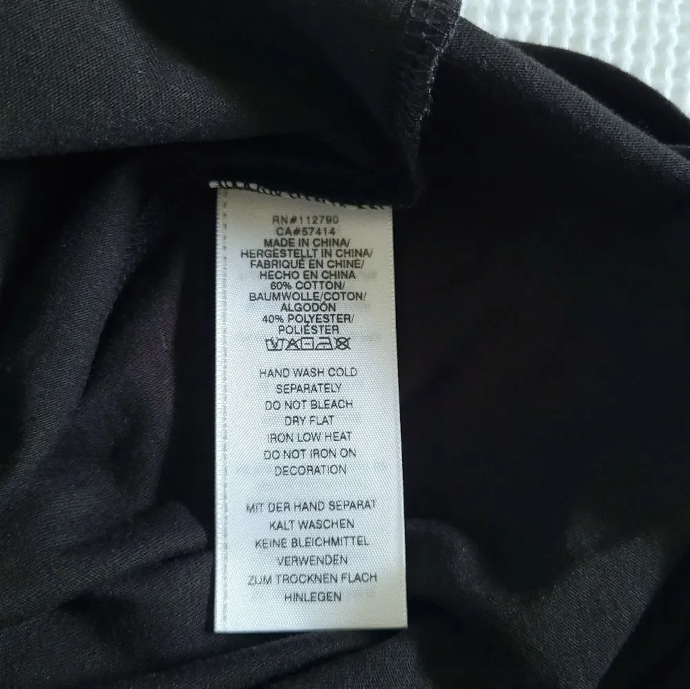 True Religion🙏 Black🖤 Graphic Logo Tee👕 - NWT